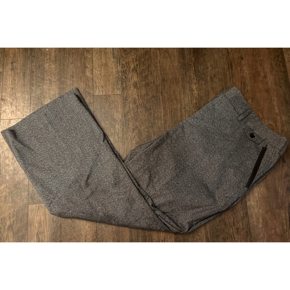 Woman’s Lane Bryant pants size 24 Average